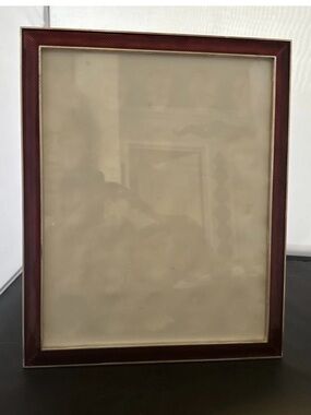 Gorgeous Jay Strongwater Burgundy enameled  8 x 10”frame